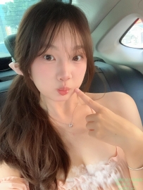 ♬ 蕾丝小舔